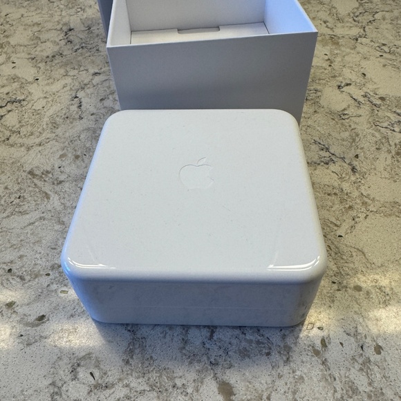 Apple Watch 1 Original 42mm Sports band Empty Box Square White Hard Plastic - Picture 10 of 11